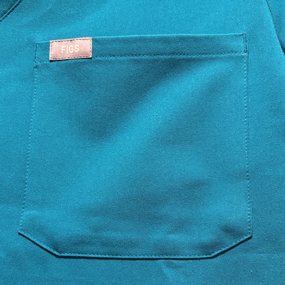 Figs | Catarina | Short Sleeve V-Neck Scrubs Top | Caribbean Blue | size XS - Picture 3 of 9